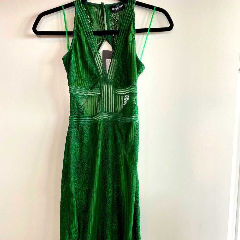 PrettyLittleThing Emerald Green Holiday Midi Dress